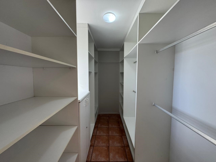 To Let 2 Bedroom Property for Rent in Sunset Beach Western Cape